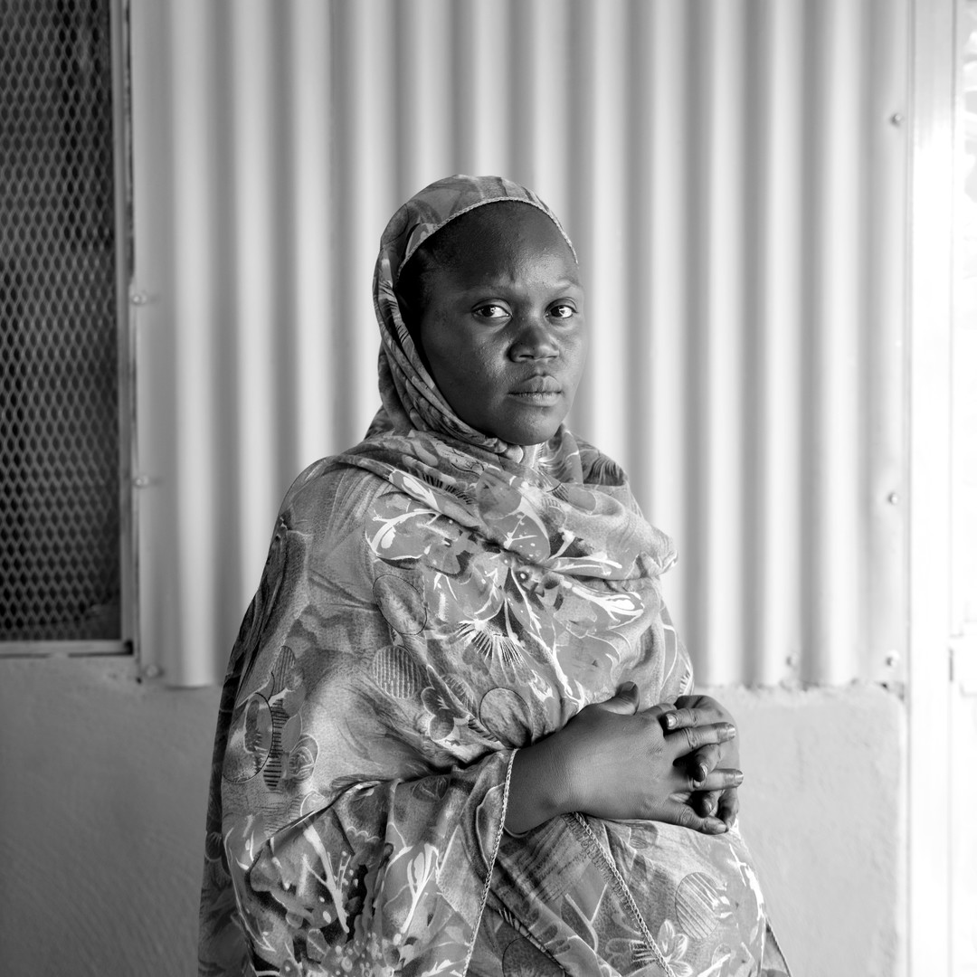 Amona, client.
