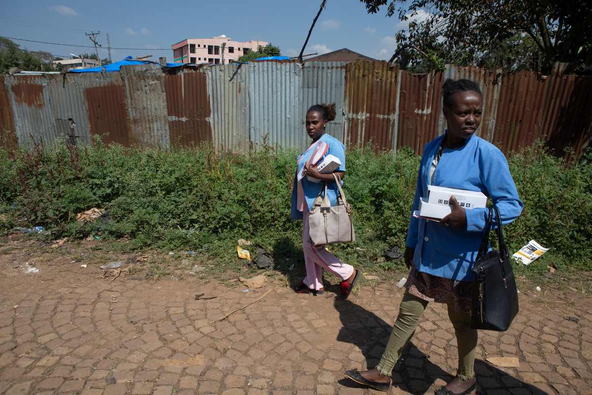 'Demand creators' - Meseret* and Melat* head into the community to talk to sex workers about their sexual health needs