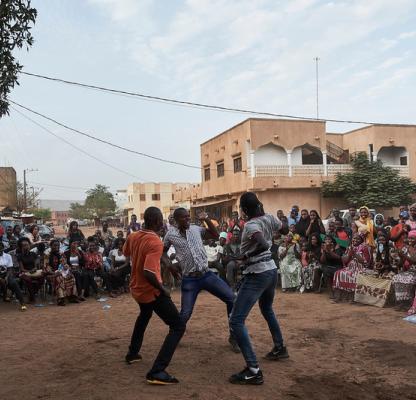 Abdoulaye Camara and his dance troupe