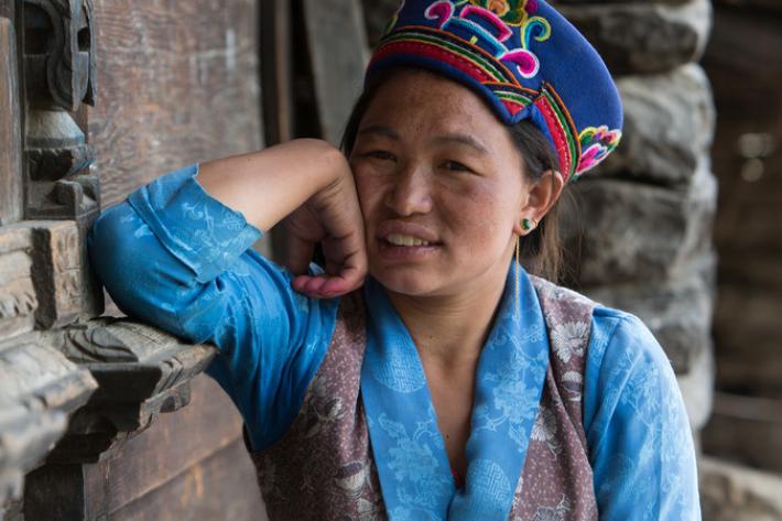 Pasang lives in Gatlang, high up in the mountains of northern Nepal, 15 km from the Tibetan border. “After the earthquake, there were so many problems. So many homes were destroyed. People are still living in temporary homes because they’re unable to rebuild their homes.”  Pregnant women fared particularly badly: “They were unable to access nutritious food or find a warm place. They really suffered.” 