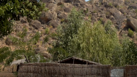 Ending child marriage in Malawi
